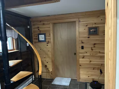Entry Way - 4556 Haskell Dr, Lewiston, MI 49756 photo 1 of 1