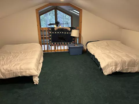 Bedroom - 4556 Haskell Dr, Lewiston, MI 49756 photo 3 of 4