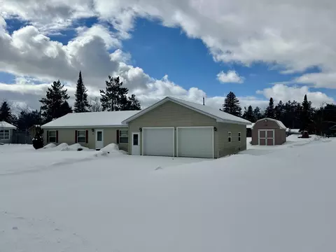2710 Mantz St, Lewiston, MI 49756