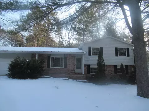 6732 Cedar Lake Rd, Oscoda, MI 48750