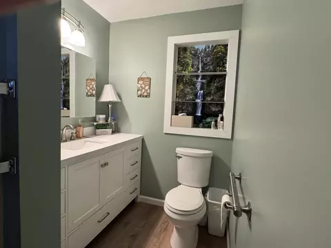 Bath - 605 Sam-o-set Blvd, Roscommon, MI 48653 photo 1 of 1