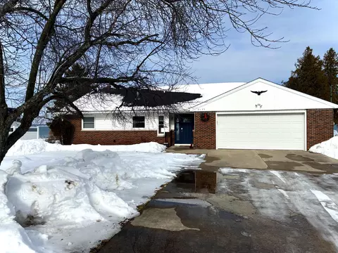 2135 N Partridge Point Rd, Alpena, MI 49707