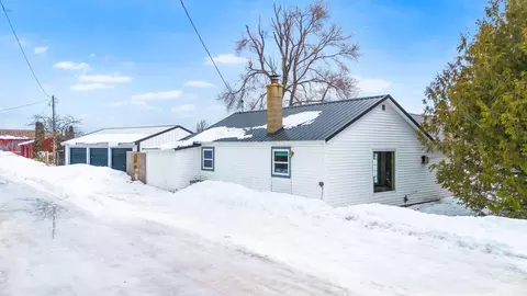 4219 N Ocqueoc Rd, Millersburg, MI 49759