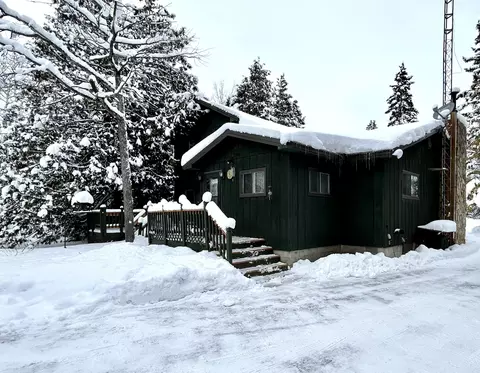 8255 Misery Bay Rd, Alpena, MI 49707