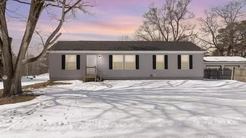 3307 Euclid St, Lupton, MI 48635
