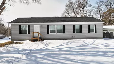 Exterior - 3307 Euclid St, Lupton, MI 48635 photo 3 of 6