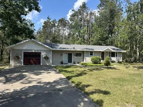 2550 Mary Anne Dr, Lewiston, MI 49756