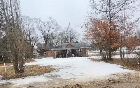 201 E 5th St, Mio, MI 48647