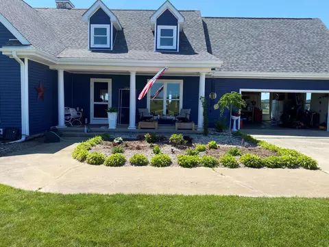 6379 Sunset Blvd, Alanson, MI 49706