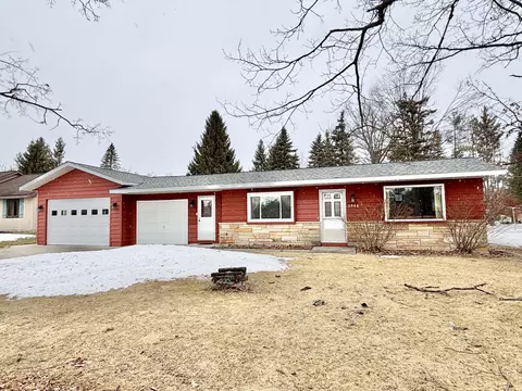 Exterior - 3946 Spruce Dr, Lewiston, MI 49756 photo 2 of 7