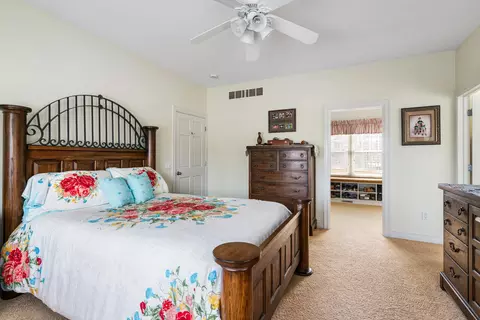 Bedroom - 6530 Link Blvd, Indian River, MI 49749 photo 3 of 8