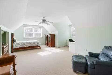 Bedroom - 6530 Link Blvd, Indian River, MI 49749 photo 6 of 8