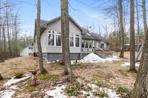Exterior - 6530 Link Blvd, Indian River, MI 49749 photo 6 of 14