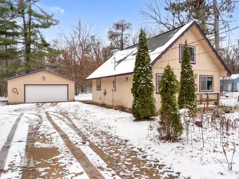 2360 Big Antler Rd, Lewiston, MI 49756