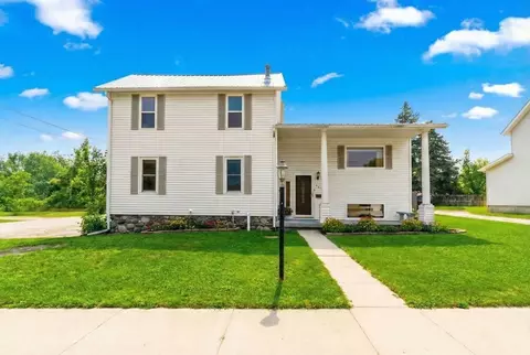 260 Duncan Ave, Cheboygan, MI 49721
