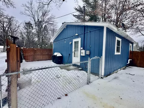 Exterior - 2533 Santee Dr, Roscommon, MI 48653 photo 1 of 5