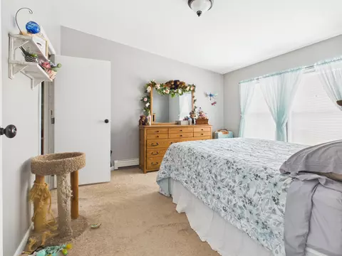 Bedroom - 11468 Sherwood Dr, Frederic, MI 49733 photo 2 of 3