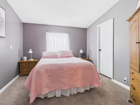 Bedroom - 11468 Sherwood Dr, Frederic, MI 49733 photo 3 of 3