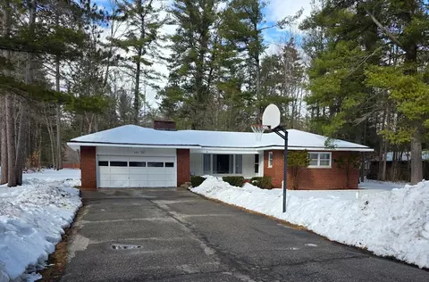 4900 Helen Dr, Grayling, MI 49738