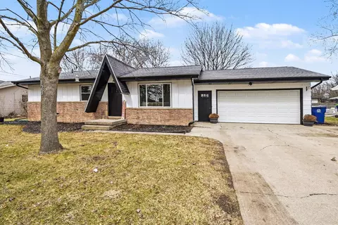 923 Wheelock St, Freeland, MI 48623