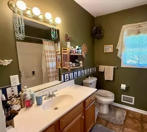 Bath - 640 W Spring St, St. Ignace, MI 49781 photo 2 of 5