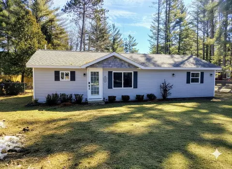 2858 Glenn Ave, Saint Helen, MI 48656