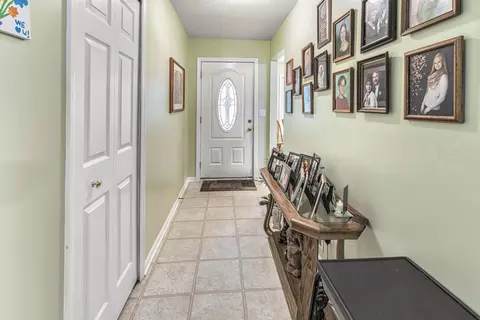 Entry Way - 3396 Lansing Rd, Roscommon, MI 48653 photo 1 of 2