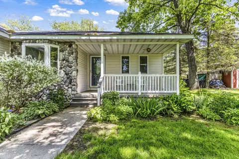 Exterior - 3396 Lansing Rd, Roscommon, MI 48653 photo 12 of 25