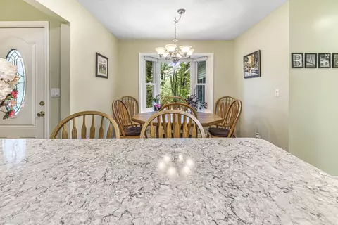Dining - 3396 Lansing Rd, Roscommon, MI 48653 photo 1 of 2