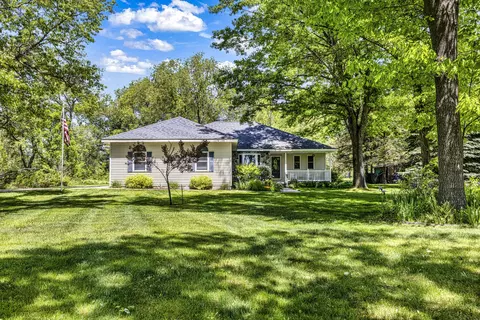 Exterior - 3396 Lansing Rd, Roscommon, MI 48653 photo 14 of 25
