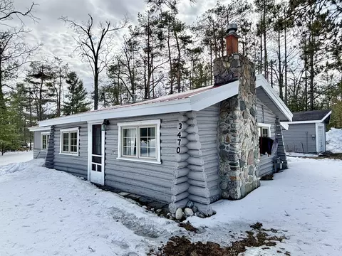 3470 Kneeland St, Lewiston, MI 49756