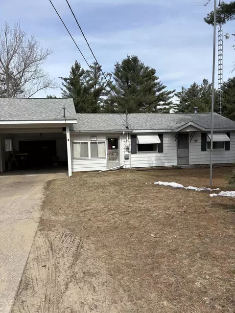 9585 Jane Dr, Saint Helen, MI 48656
