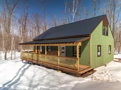 8335 Us 23, Cheboygan, MI 49721