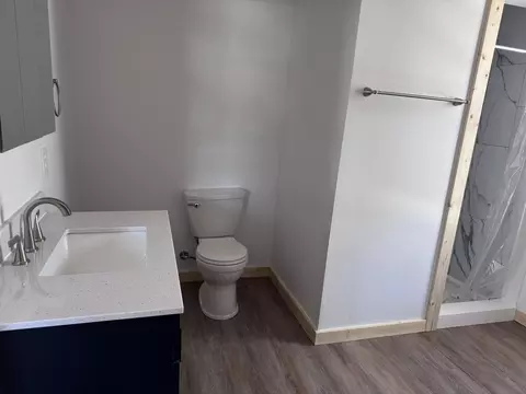Bath - 7588 Mill St, Vanderbilt, MI 49795 photo 2 of 8