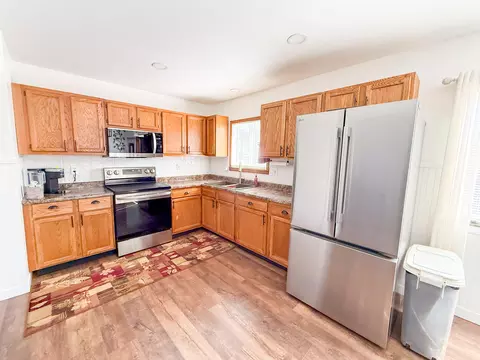 402 Sheffield Dr, Roscommon, MI 48653 photo 7