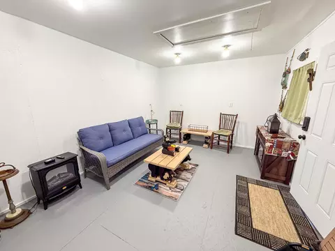 402 Sheffield Dr, Roscommon, MI 48653 photo 22