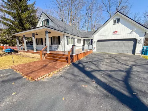 402 Sheffield Dr, Roscommon, MI 48653 photo 28
