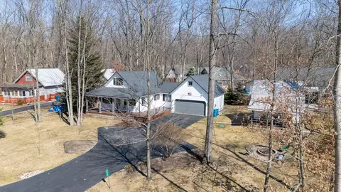 402 Sheffield Dr, Roscommon, MI 48653 photo 26