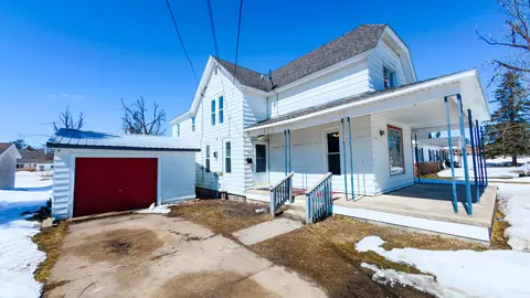 514 S Center Ave, Gaylord, MI 49735