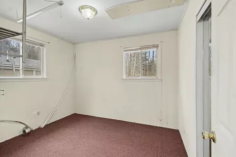 Bedroom - 4632 Northland Dr, Gladwin, MI 48624 photo 2 of 2