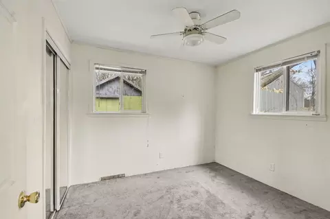 Bedroom - 4632 Northland Dr, Gladwin, MI 48624 photo 1 of 2