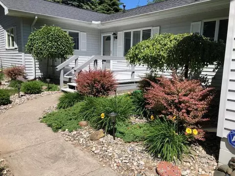 5746 N Ridge Rd, Black River, MI 48721
