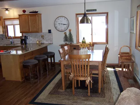 Dining - 134 Bourbon St, Roscommon, MI 48653 photo 3 of 3
