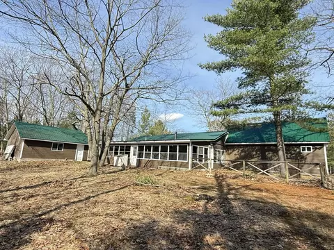 Exterior - 51 N Scherry St, Au Gres, MI 48703 photo 2 of 5