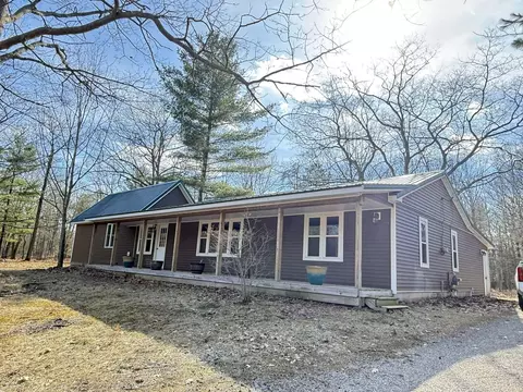 51 N Scherry St, Au Gres, MI 48703