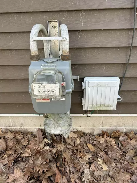 Exterior - 51 N Scherry St, Au Gres, MI 48703 photo 5 of 5