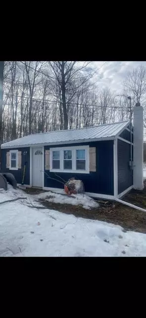 3840 E Levering Rd, Levering, MI 49755