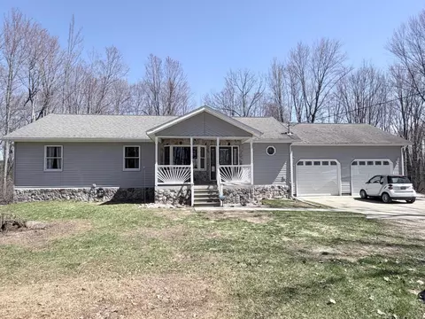 11805 S Flooter Rd, Roscommon, MI 48653