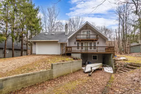 890 S Slashing Rd, Boyne Falls, MI 49713