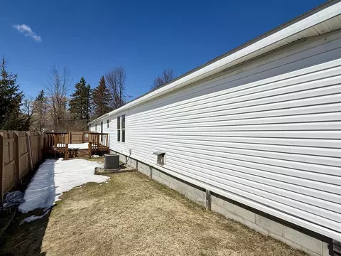 Exterior - 305 Cedar St, Cheboygan, MI 49721 photo 4 of 10